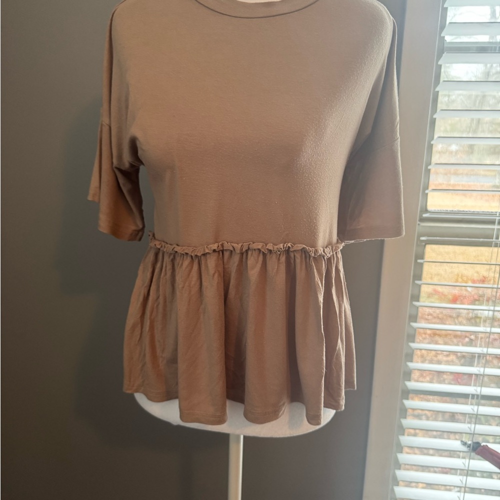 Casual Brown Ruffle Hem Top